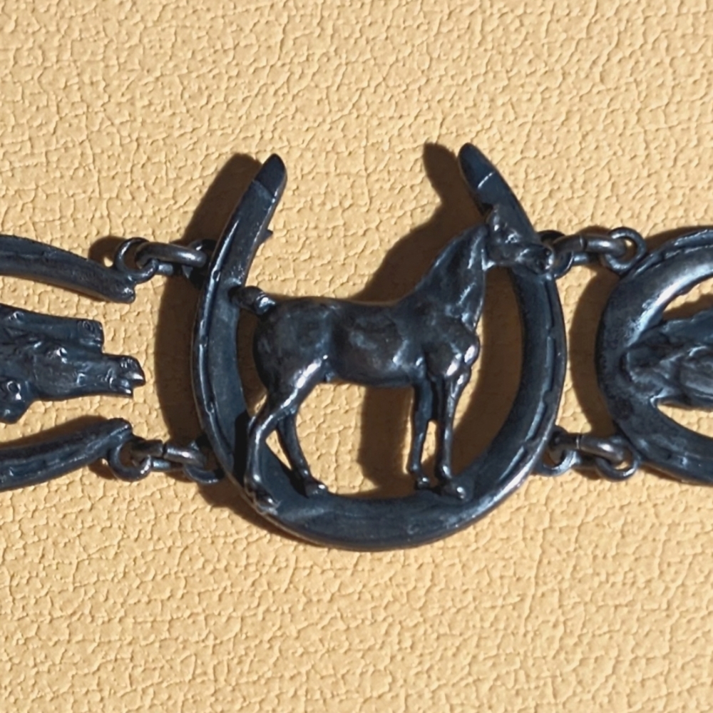 Good Luck Race Day Bracelet - Silver tone